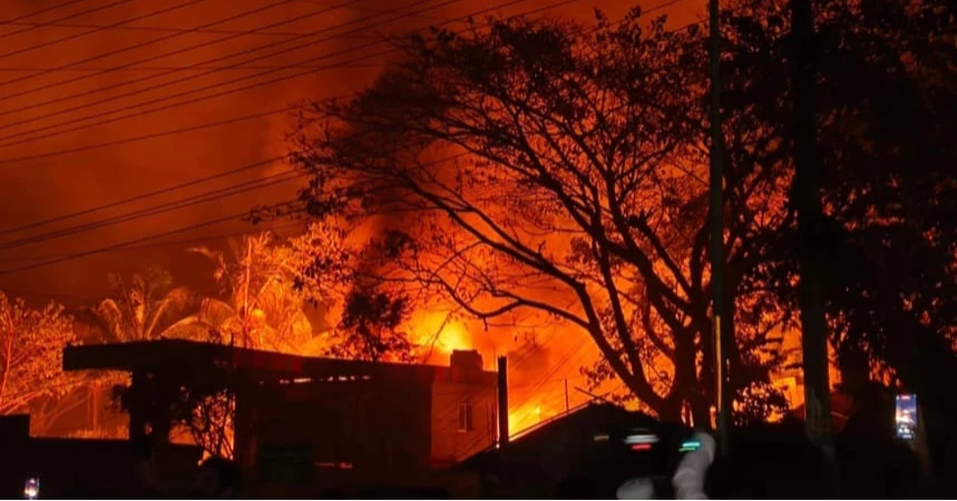 কক্সবাজারে গ্যাস ফিলিং স্টেশনে বিস্ফোরণ, ১৬ জন দগ্ধ