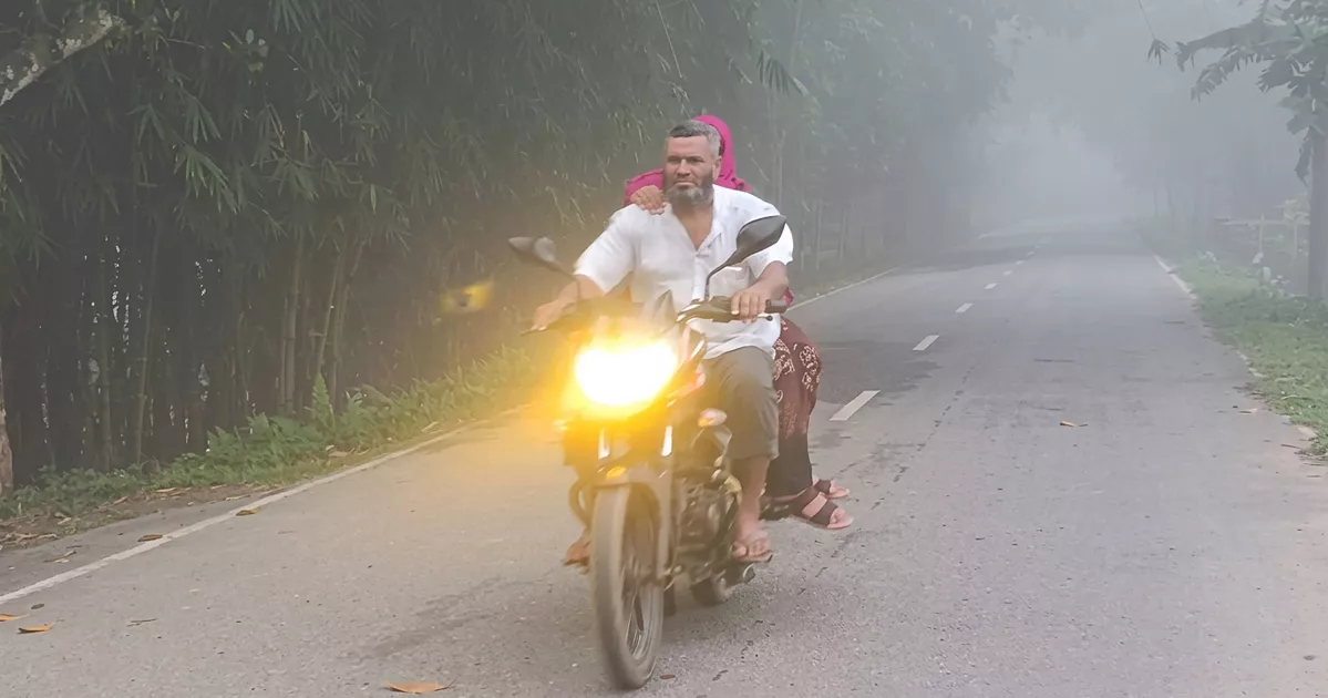 উত্তরাঞ্চলে শরতেই কুয়াশার আগমন