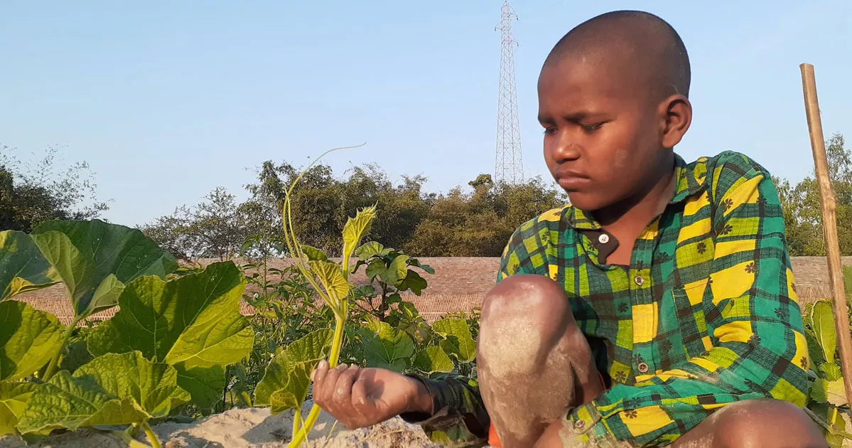 নদীভাঙন, দারিদ্র্য আর অবহেলার মাঝেও স্বপ্ন দেখে যারা