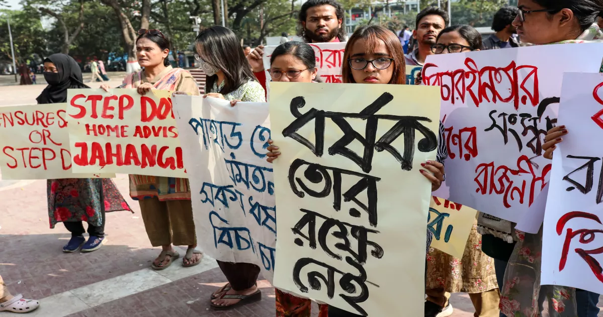 উপদেষ্টার পদত্যাগ দাবিতে স্বরাষ্ট্র মন্ত্রণালয় অভিমুখে পদযাত্রা বাধার মুখে