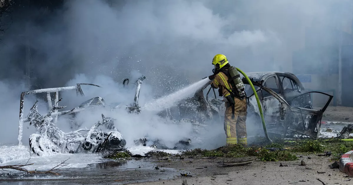 গভীর হচ্ছে মধ্যপ্রাচ্য সংকট, কমতে পারে যুক্তরাষ্ট্র ও ইসরায়েলের নিয়ন্ত্রণ