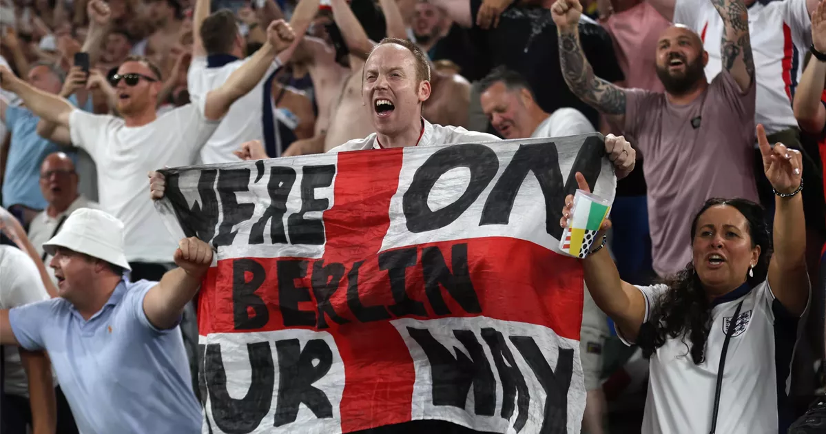 ইংল্যান্ডের ফাইনালে ওঠার লড়াইয়ে ম্যাচজুড়ে যা হলো