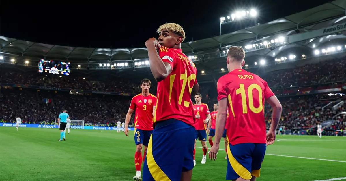 ৯ গোলের থ্রিলারে লড়াই করেও হারল ফ্রান্স, স্পেন-পর্তুগাল ফাইনাল