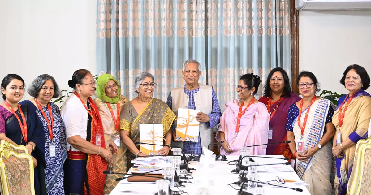নারী বিষয়ক সংস্কার কমিশনের সুপারিশ বাস্তবায়নে প্রধান উপদেষ্টার তাগিদ