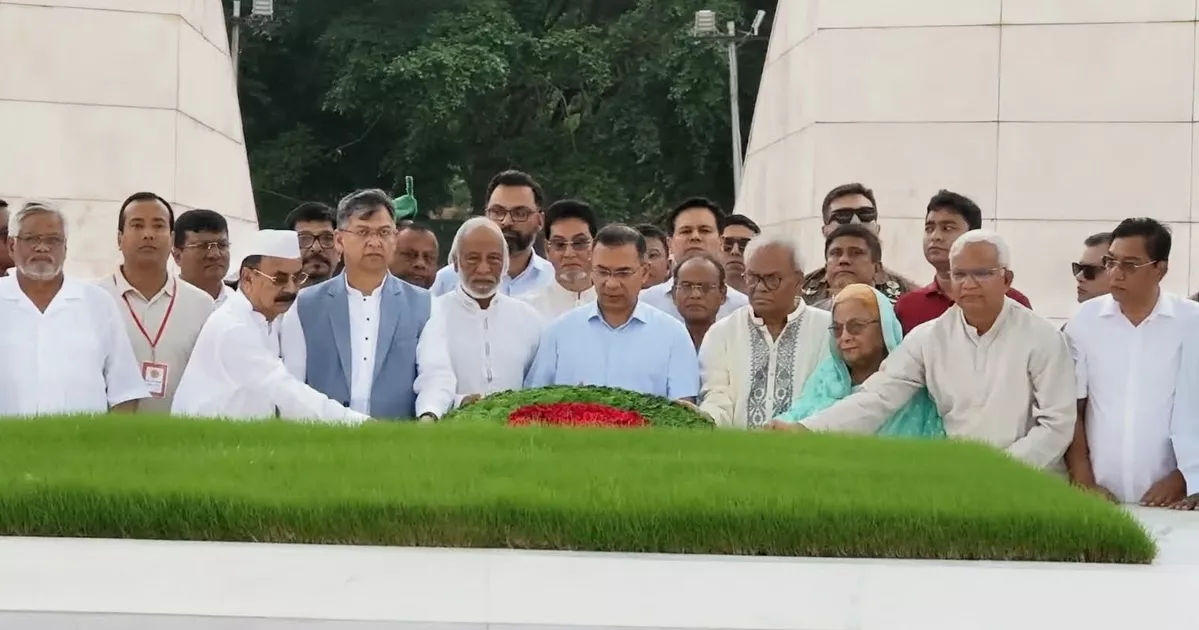 প্রতিষ্ঠাবার্ষিকীতে জিয়া-খালেদার সমাধিতে প্রধানমন্ত্রীর শ্রদ্ধা