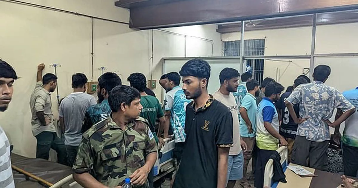 চবিতে আবারও দফায় দফায় সংঘর্ষ, সব পরীক্ষা স্থগিত