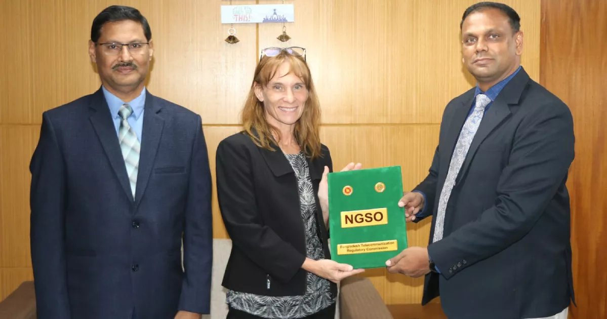 স্টারলিংককে লাইসেন্স দিয়েছে বিটিআরসি