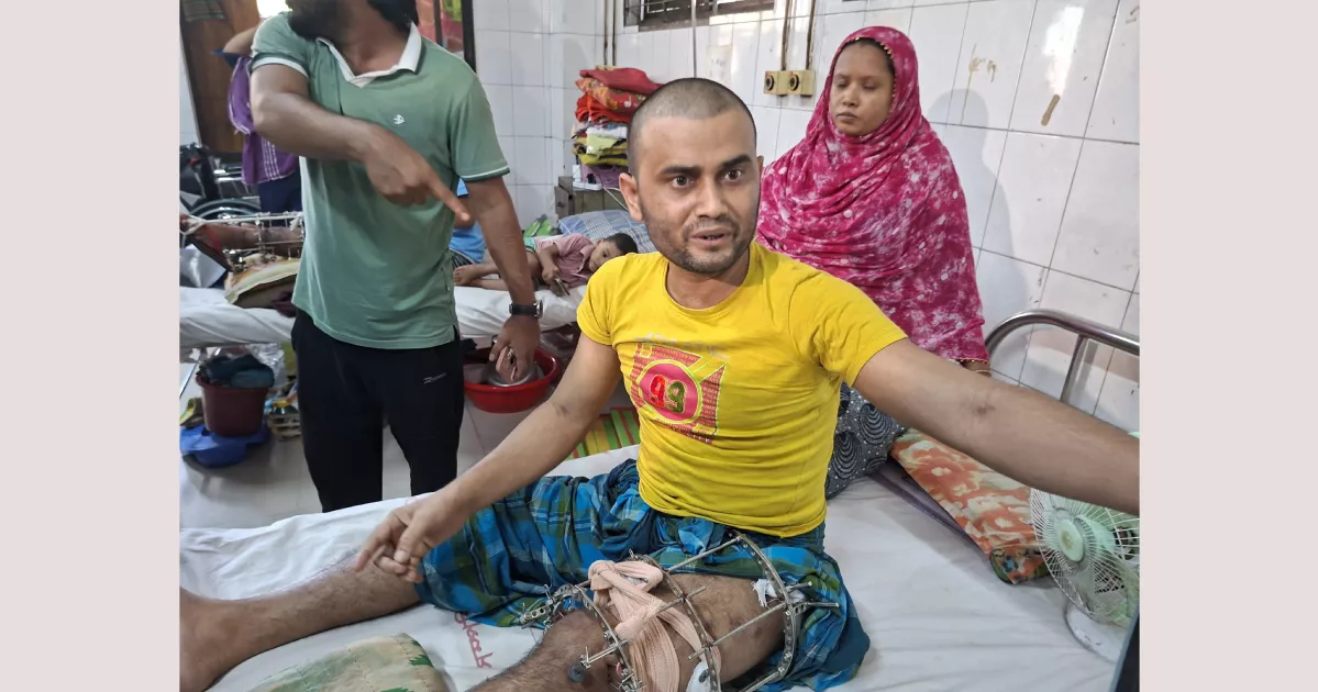 রাজধানীর পঙ্গু হাসপাতালে চিকিৎসা না পাওয়ার অভিযোগ জুলাই আহতদের, ক্ষোভ প্রকাশ