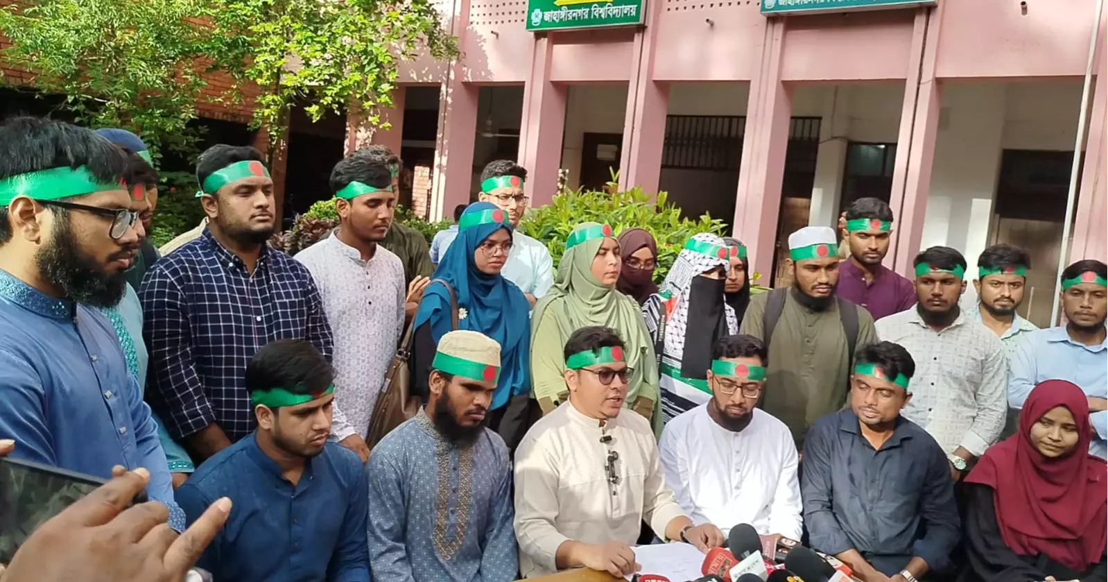 জাকসু নির্বাচন: 'সমন্বিত শিক্ষার্থী জোট' নামে ছাত্রশিবিরের প্যানেল ঘোষণা