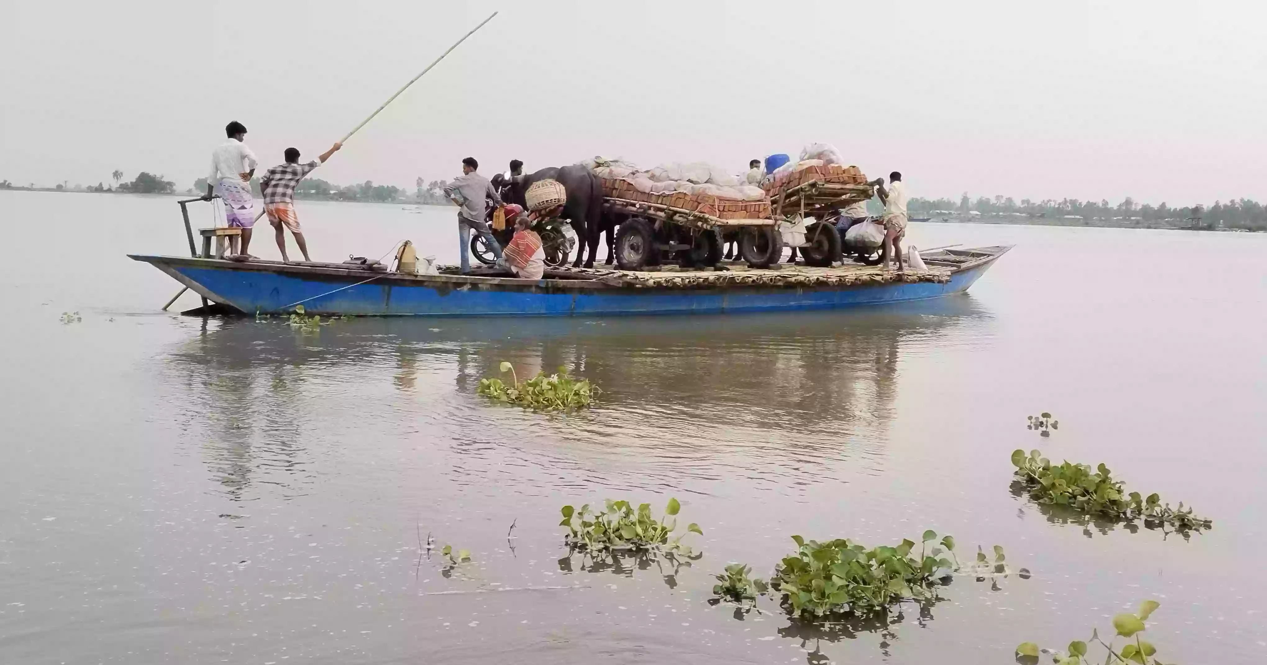 খুলেছে তিস্তা ব্যারাজের ৪৪টি গেট, নিম্নাঞ্চলে প্লাবন