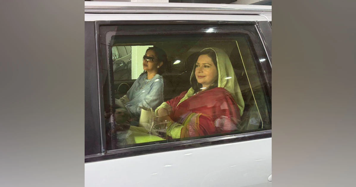 দেশে ফিরলেন খালেদা জিয়া, সঙ্গে দুই পুত্রবধূ