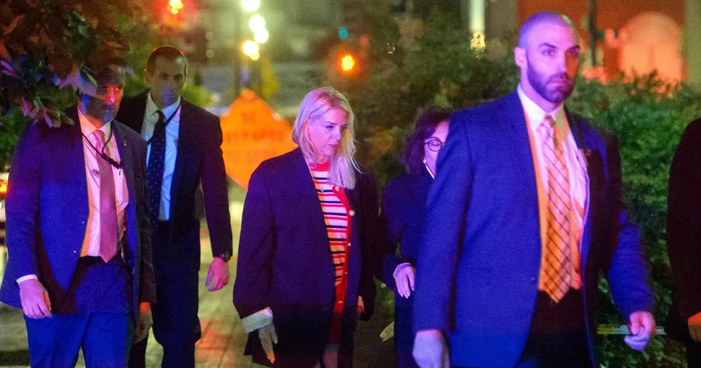 যুক্তরাষ্ট্রে ইসরায়েলি দূতাবাসের দুই কর্মকর্তাকে গুলি করে হত্যা