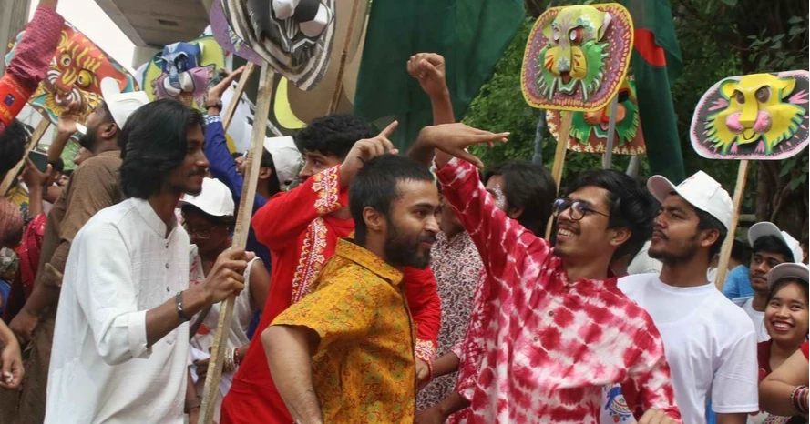 পহেলা বৈশাখ: বাঙালির চিরন্তন নবজাগরণের উৎসব