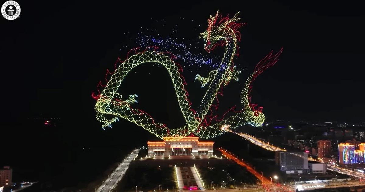 বিভিন্ন উৎসবে ড্রোন শোয়ের জনপ্রিয়তা বাড়ছে যে কারণে