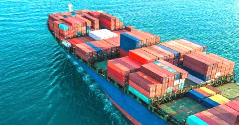 মোংলা-চট্টগ্রাম বন্দরের মধ্যে চালু হচ্ছে কনটেইনারবাহী জাহাজ চলাচল