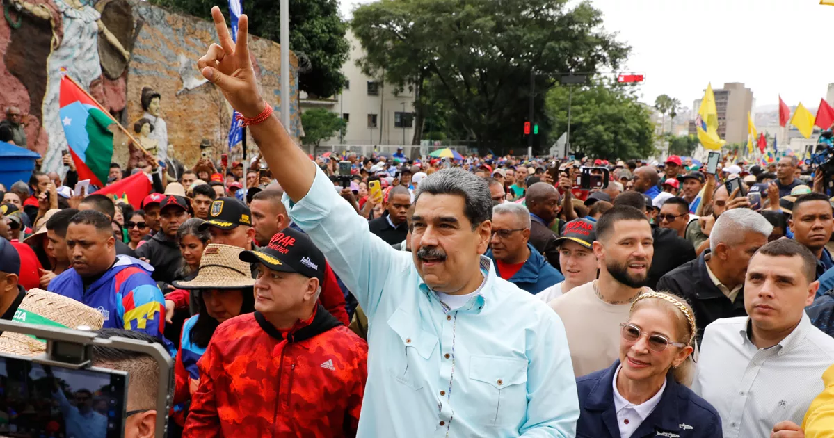 ভেনিজুয়েলার নিষেধাজ্ঞাভুক্ত তেলবাহী জাহাজের ওপর ট্রাম্পের ‘সর্বাত্মক অবরোধ’ ঘোষণা