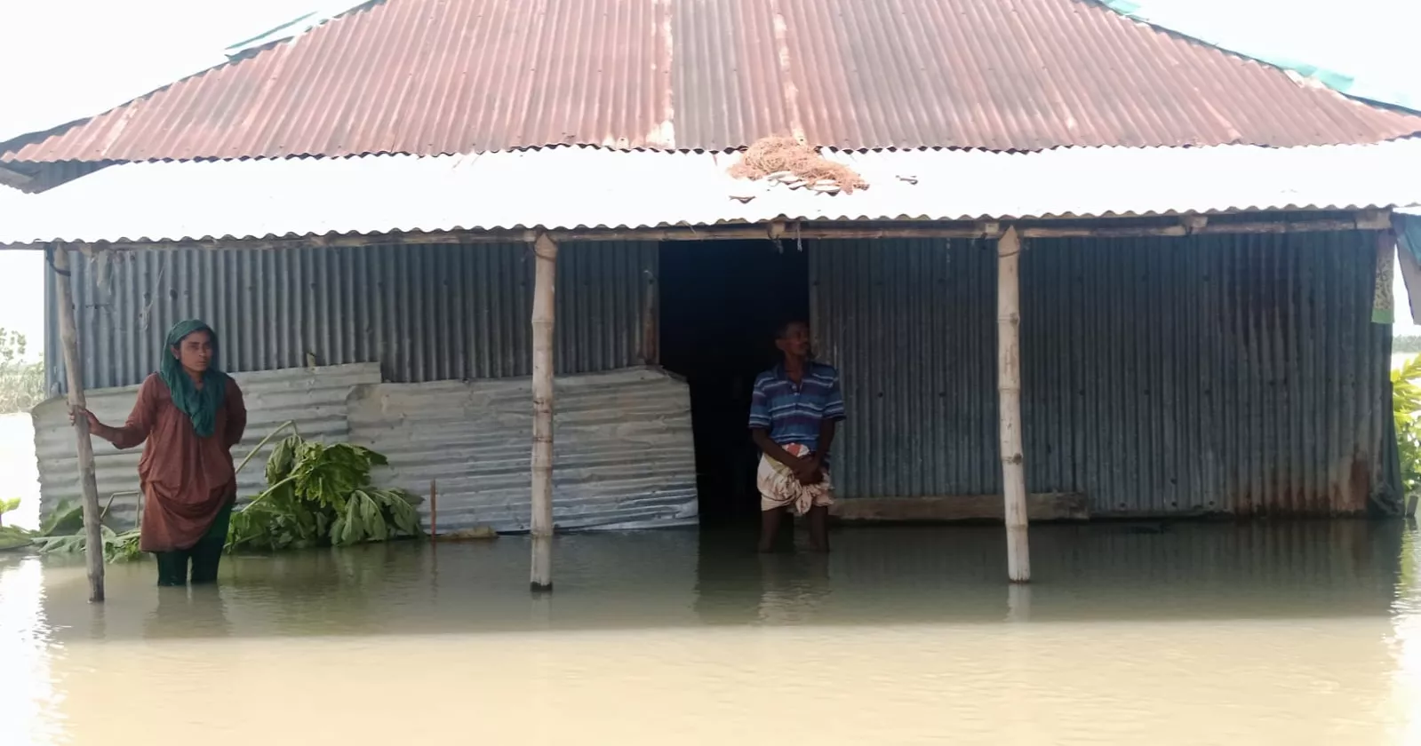 পদ্মার পানি কমলেও দৌলতপুরে সুপেয় পানির তীব্র সংকট, ছড়াচ্ছে রোগবালাই