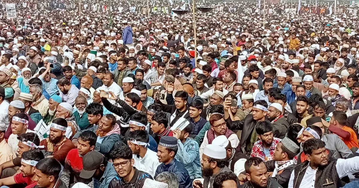 একটি দল তাইরে নাইরে বলে ঝাঁপিয়ে পড়ে, তাদের বড় নেতারাও তাতে সায় দেয়: জামায়াত আমির