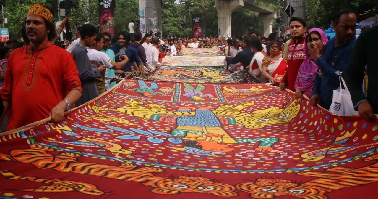 বর্ণিল আয়োজনে দেশজুড়ে পালিত হচ্ছে পহেলা বৈশাখ ১৪৩৩