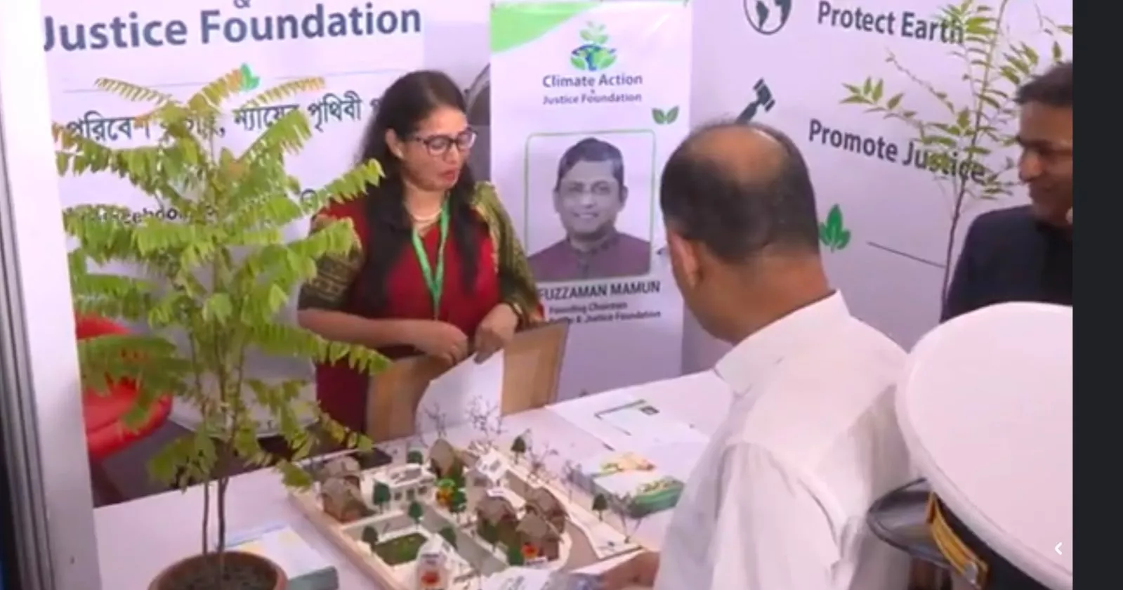 বৃক্ষমেলায় প্রধানমন্ত্রীর অন্যরকম একটি দিন