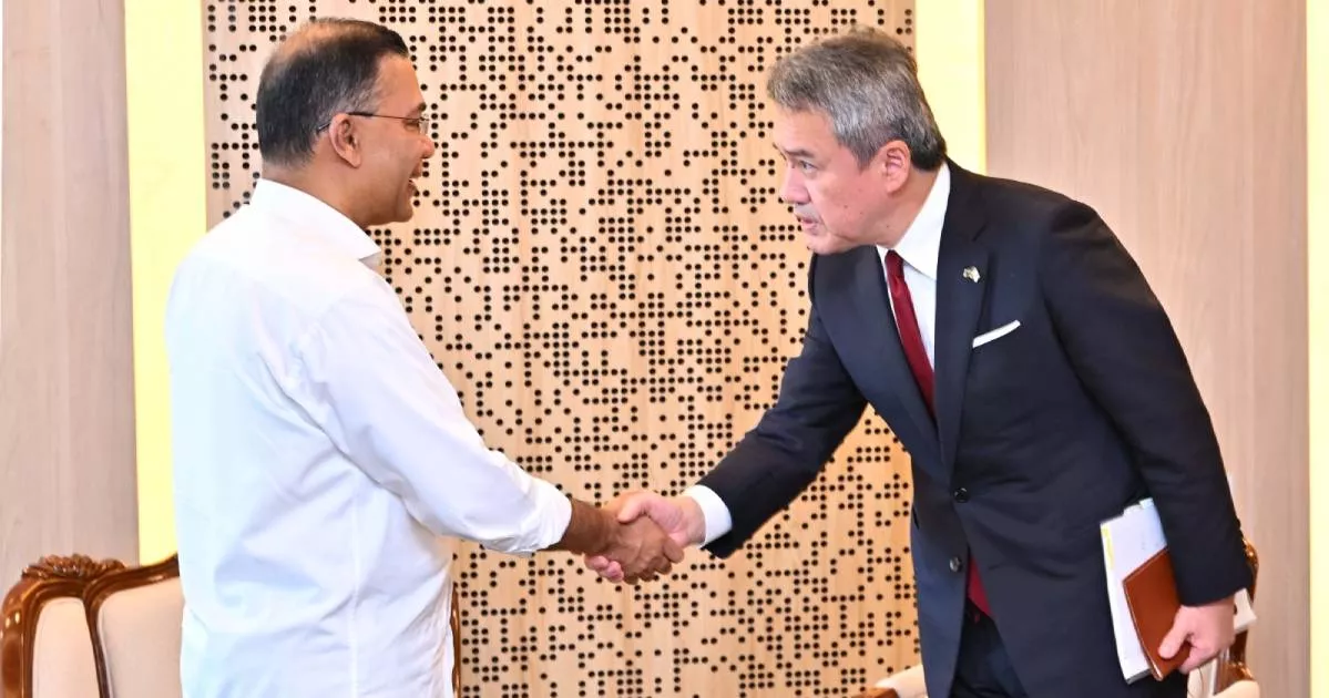এআই ডেটা সেন্টার ও দ্বিতীয় কাফকো কারখানায় মারুবেনির বিনিয়োগ চান প্রধানমন্ত্রী