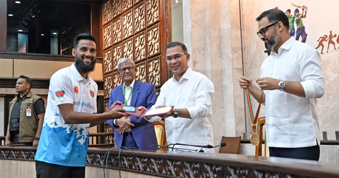 ক্রীড়া ভাতা ও ক্রীড়া কার্ড কর্মসূচি উদ্বোধন করলেন প্রধানমন্ত্রী