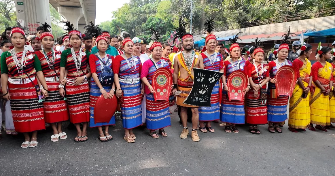 বর্ণাঢ্য আয়োজনে পহেলা বৈশাখ উদযাপন বাংলাদেশ শিল্পকলা একাডেমির
