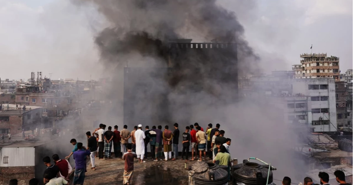 আড়াই ঘণ্টা পর ইসলামবাগের আগুন নিয়ন্ত্রণে