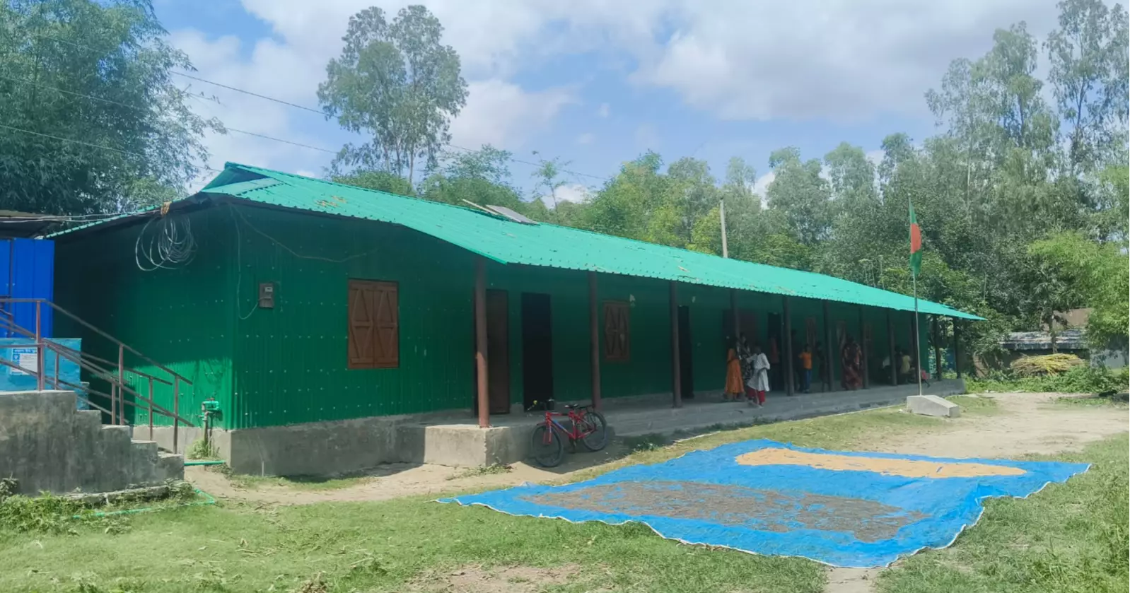চিলমারীর চরাঞ্চলে শিক্ষকসংকট চরমে, ব্যাহত প্রাথমিক শিক্ষা