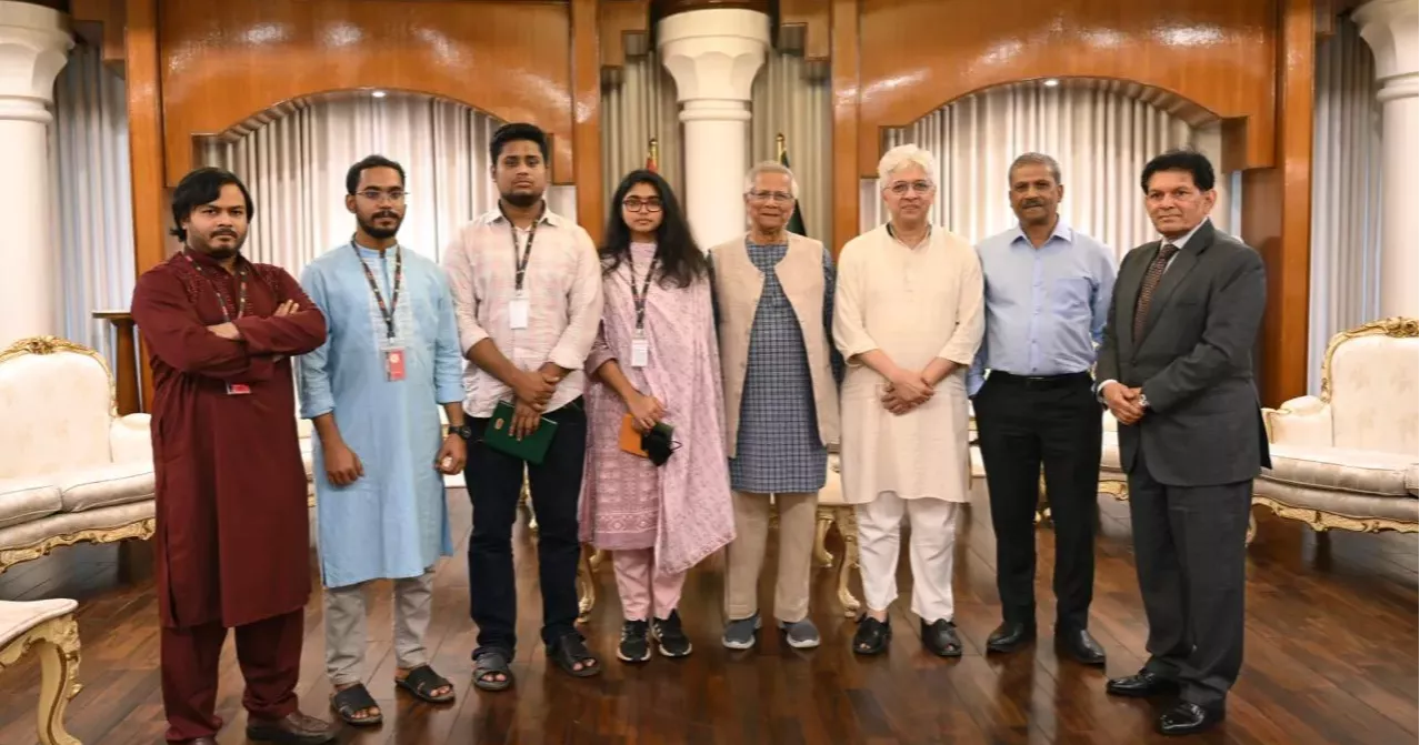 নির্বাচনের বিকল্প ভাবা অত্যন্ত বিপজ্জনক: অধ্যাপক ইউনূস