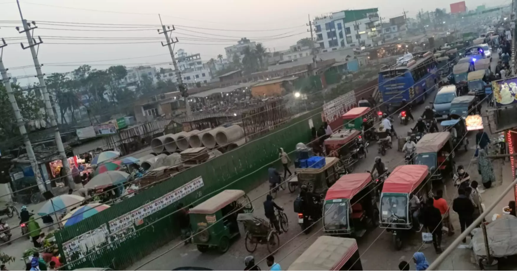 থমকে আছে খুলনার গল্লামারী সেতুর নির্মাণ কাজ, জনদুর্ভোগ চরমে