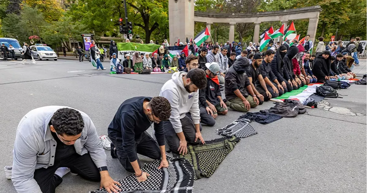 জনপরিসরে নামাজসহ ধর্মীয় আচারানুষ্ঠান নিষিদ্ধ হচ্ছে কানাডার কুইবেকে