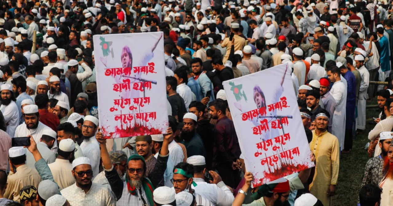 লাখো মানুষের উপস্থিতিতে ওসমান হাদির জানাজা অনুষ্ঠিত