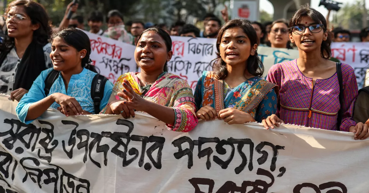 উপদেষ্টার পদত্যাগ দাবিতে স্বরাষ্ট্র মন্ত্রণালয় অভিমুখে পদযাত্রা বাধার মুখে