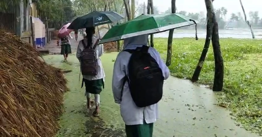 খুলেছে তিস্তা ব্যারাজের ৪৪টি গেট, নিম্নাঞ্চলে প্লাবন