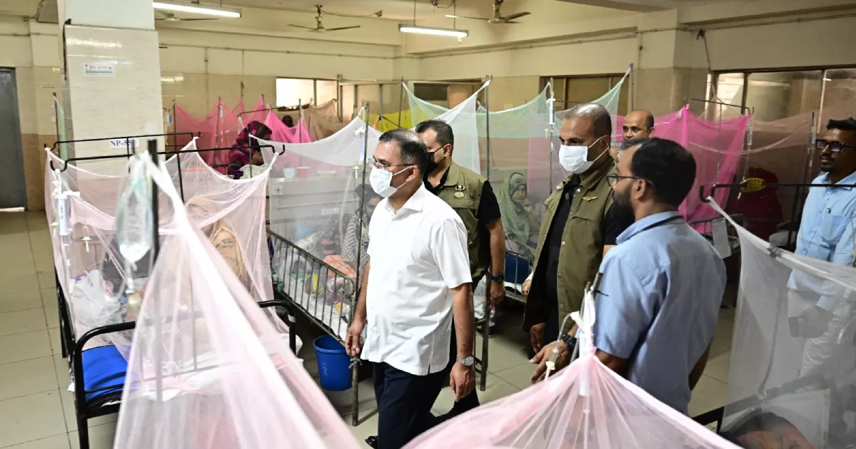 শিশু হাসপাতালে চিকিৎসকের ধূমপান, প্রধানমন্ত্রীর নির্দেশে বরখাস্ত