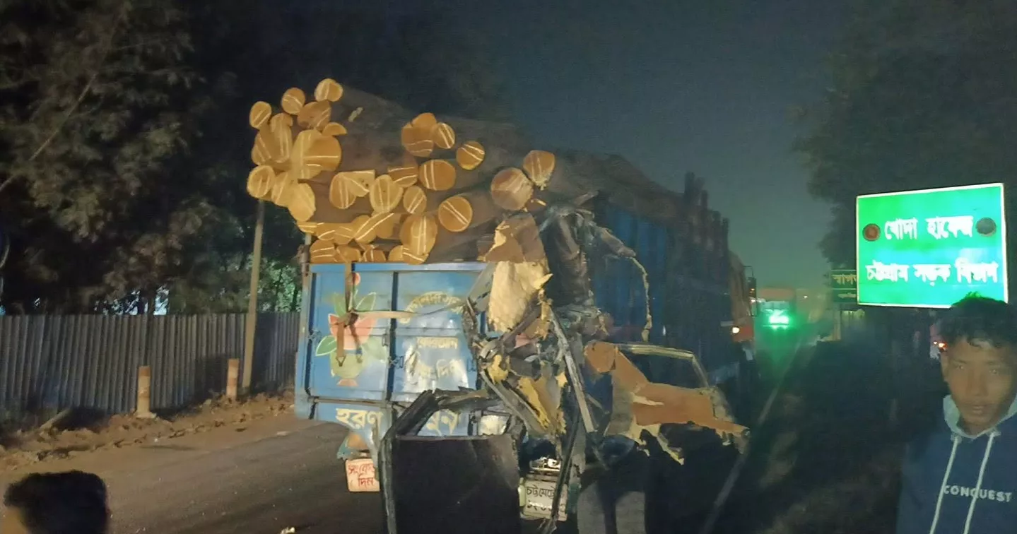 Mirsarai road crash leaves 3 dead, 15 injured