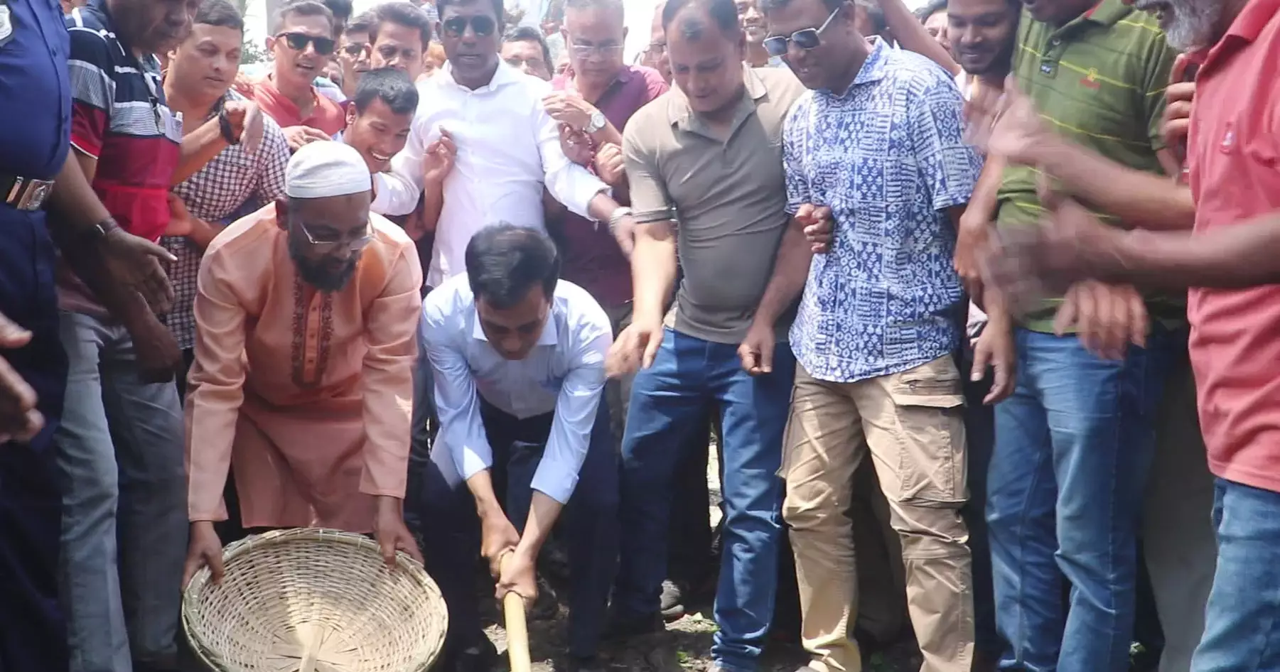Canal re-excavation work inaugurated in Naogaon