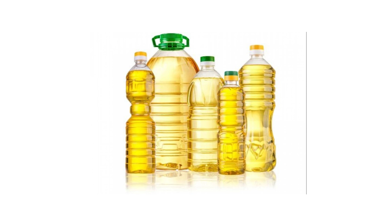 TCB trucks selling edible oil at Tk100 per liter set to hit the streets from tomorrow