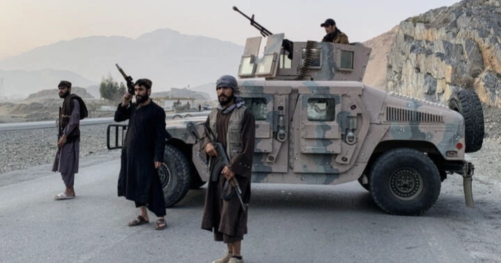 Pakistan, Afghanistan claim dozens killed in border clashes