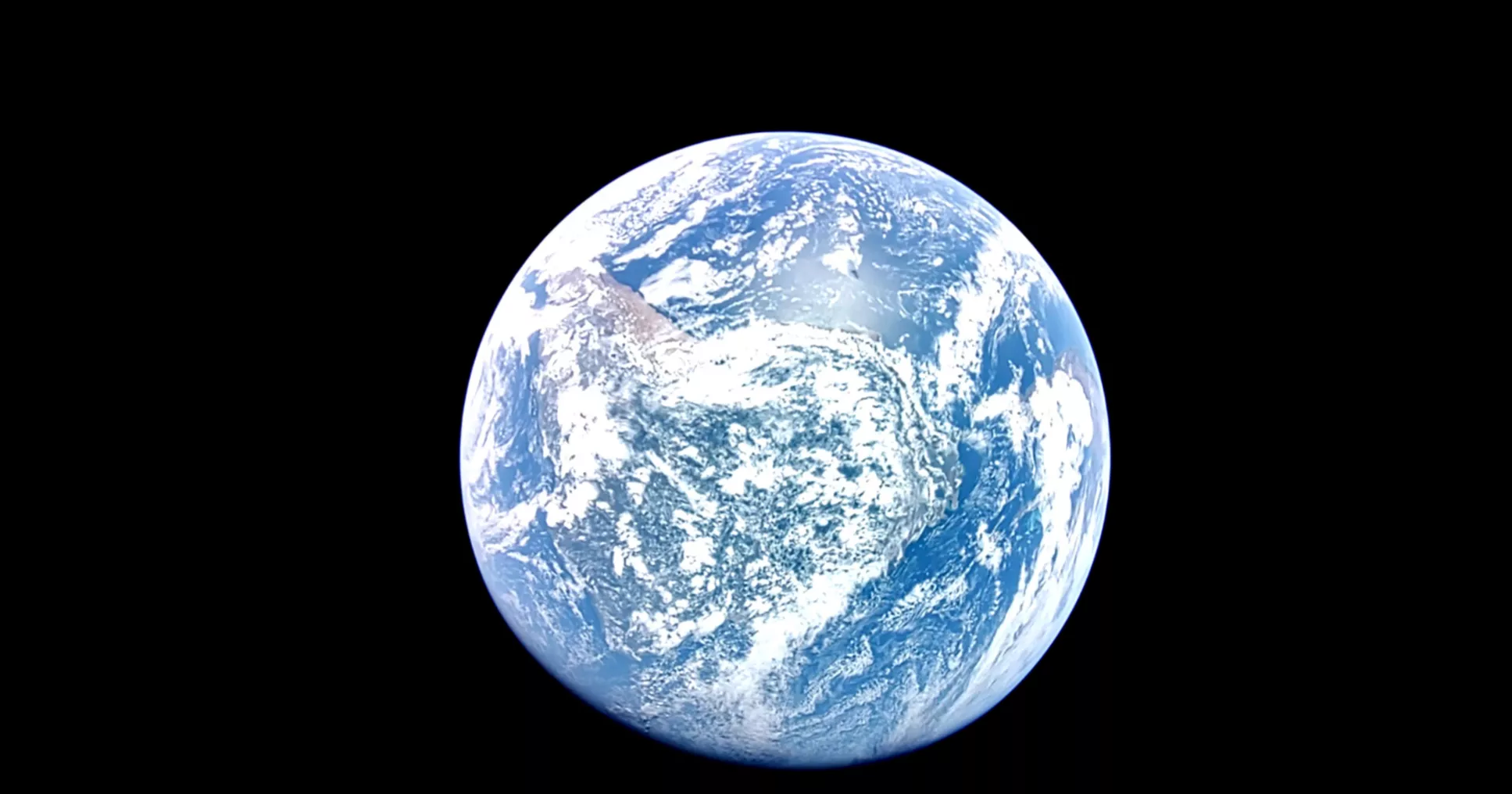 A private US spacecraft headed to the moon captures a glorious view of Earth