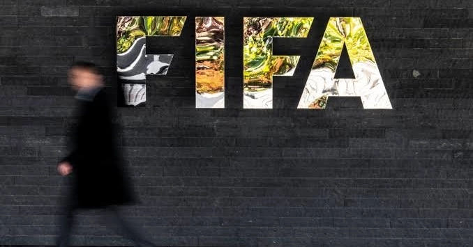 Infantino apologises over World Cup controversies, but FIFA critics remain dissatisfied