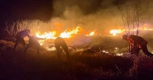 Indonesia steps up efforts to contain spreading wildfires