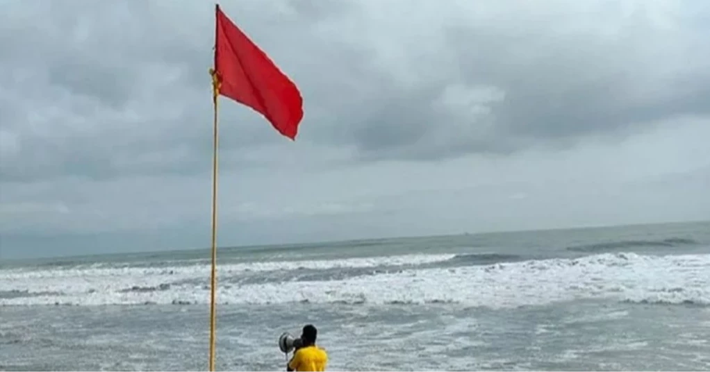 Maritime ports asked to hoist cautionary signal No 3