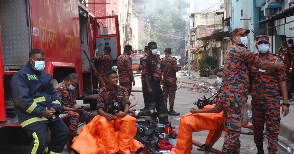 Mirpur fire still not doused, residents asked to stay away