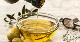 What you need to know about regularly consuming olive oil