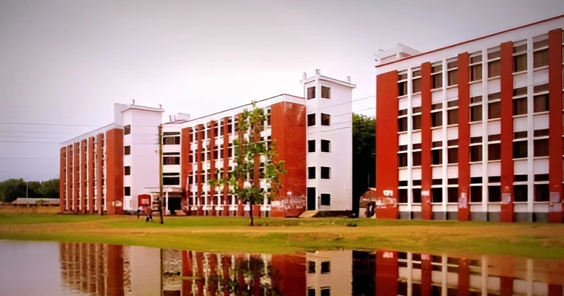 74 candidates collect nomination papers for 13 posts in BRUCSU elections