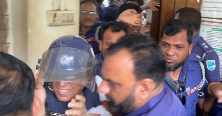 Ex-Law Minister Anisul attacked while moving through N’ganj court premises