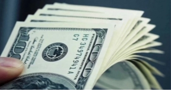 Bangladesh exports rise in Dec on monthly momentum, still down from year earlier