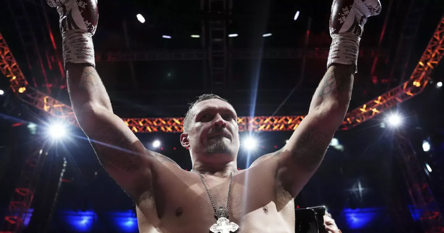 Usyk knocks out Dubois to reclaim undisputed world heavyweight title